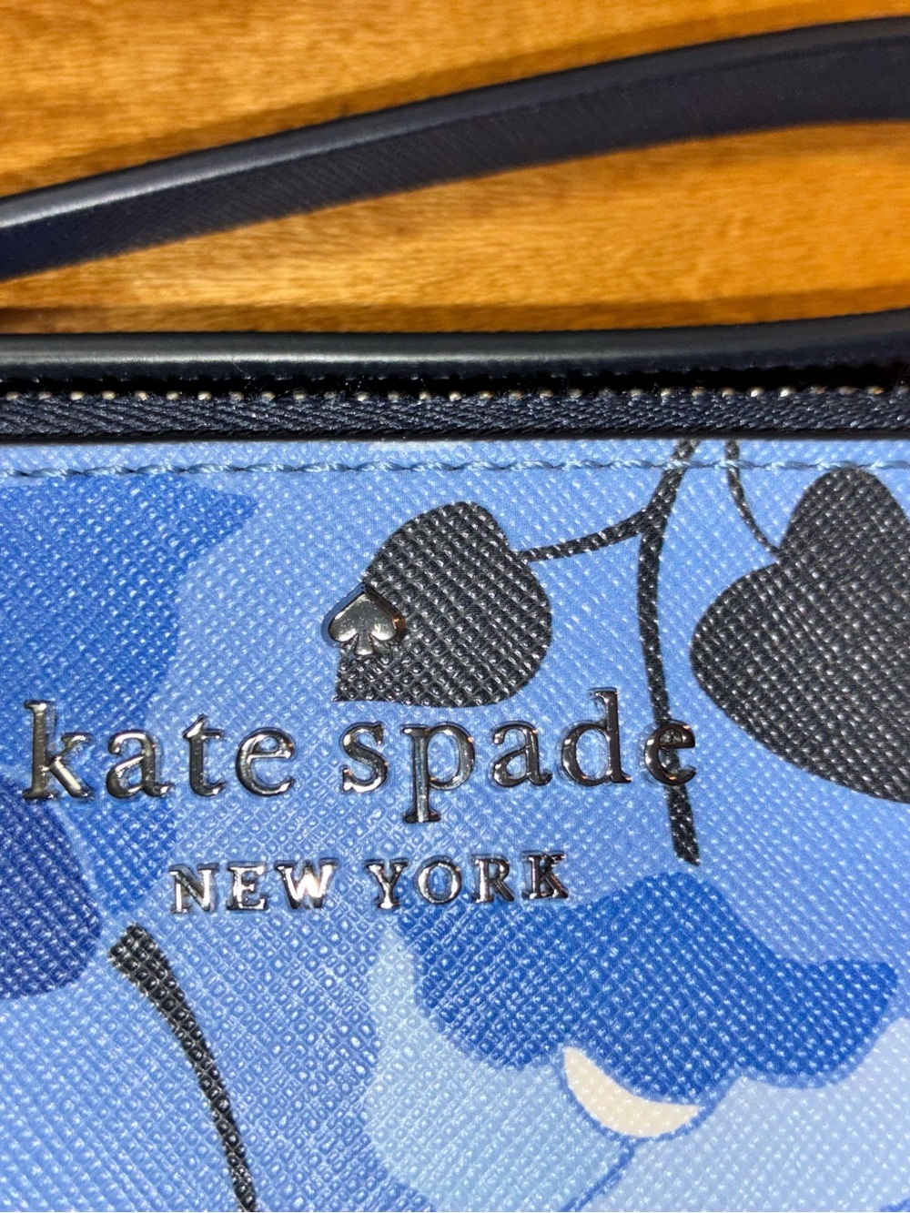 Kate Spade Floral Wristlet Clutch - Picture 3 of 4